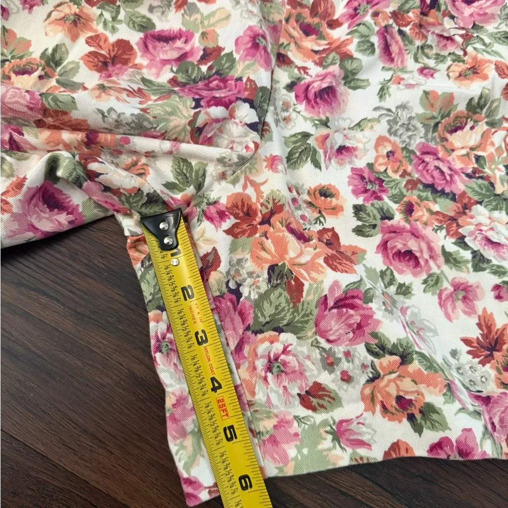 Technics Vintage‎ Floral High-Waisted Pleated Shorts Made in USA Size 12